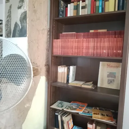 러브호텔 Ruhig Und Spartanisch Wohnen In Lichtenwalde 1