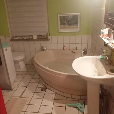 Ruhig Und Spartanisch Wohnen In Lichtenwalde 1